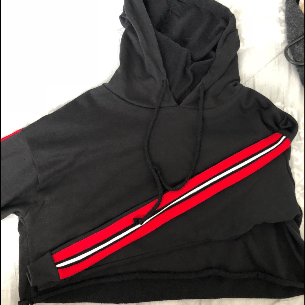 Cropped hoodie
